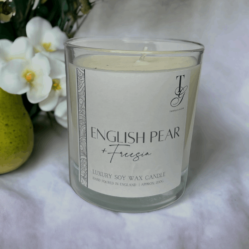 English Pear & Freesia
