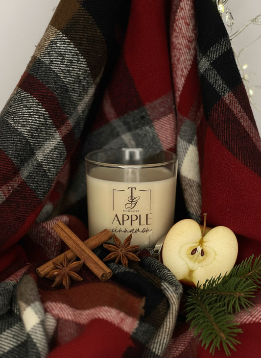 Apple & Cinnamon Candle