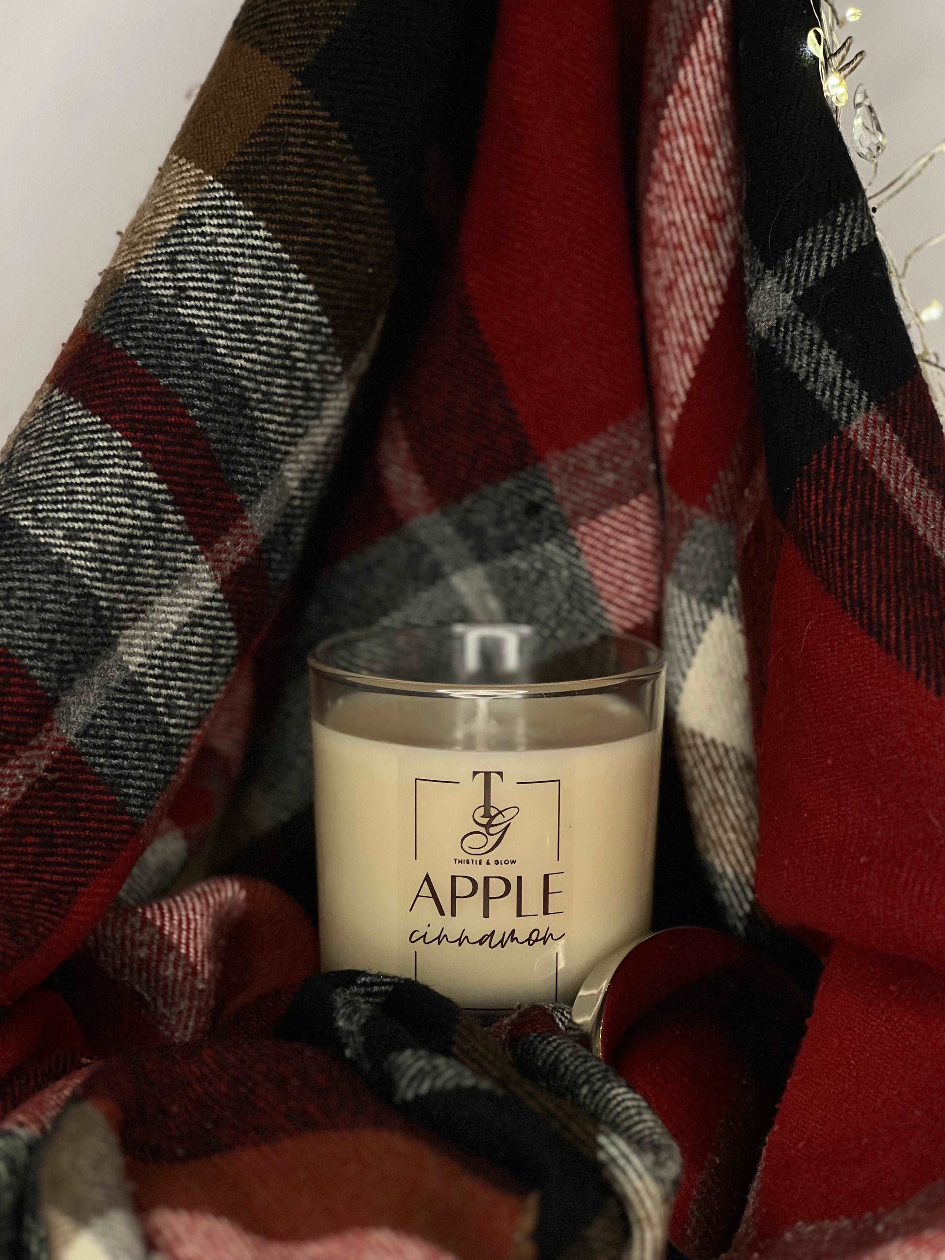 Apple & Cinnamon Candle